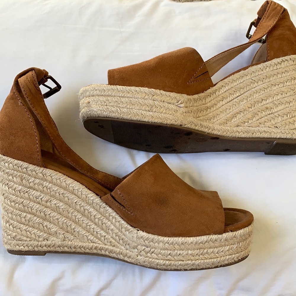 Universal thread wedges